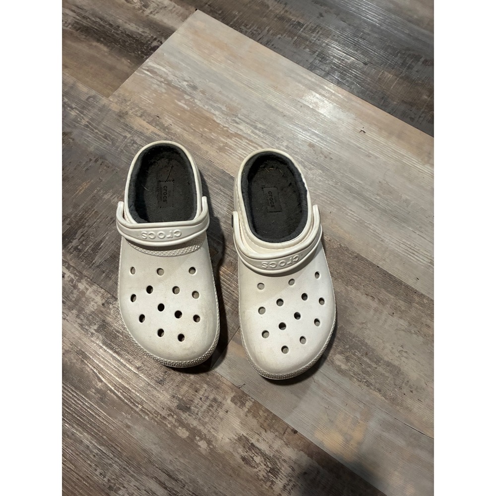 Crocs Classic Fuzz Lined Clog White Black Mens 8 Womens 10 Slip On Shoes